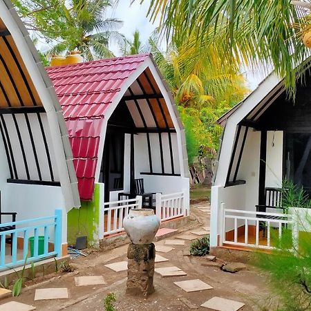 Meno Lodge Gili Meno Buitenkant foto